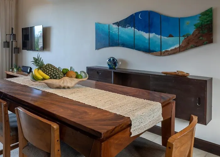 Beautiful Mediterranean-style Penthouse With An Oceanview Balcony